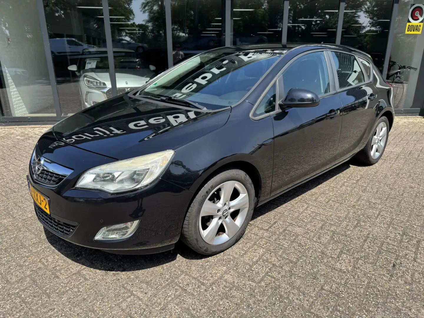 Opel Astra 1.6 Edition*Navi*Airco*EXPORT/EX.BPM* Zwart - 2