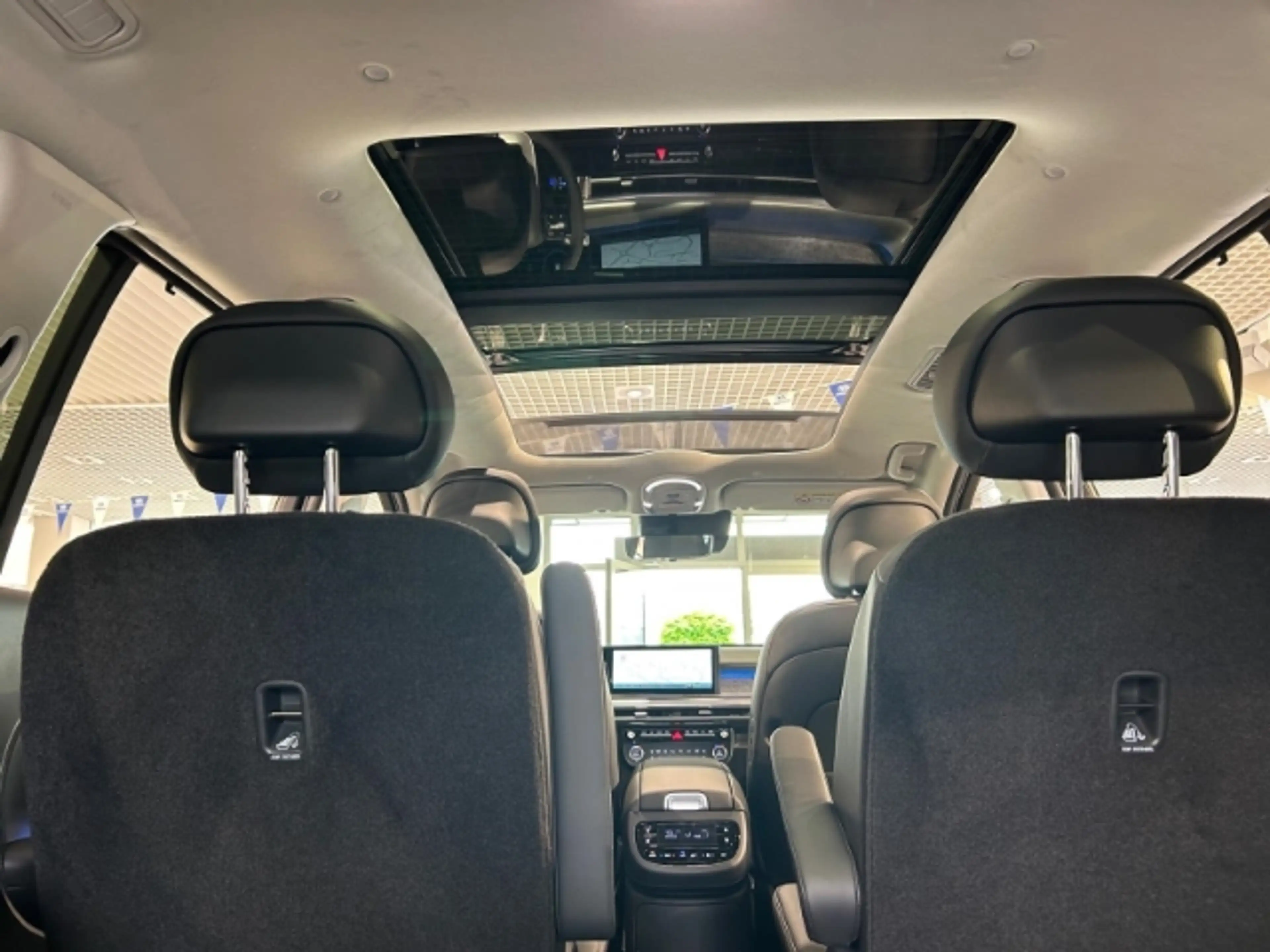 Hyundai IONIQ 9 Uniq 110kWh 307PS Leder Panoramadach Bose uvm. — photo 15