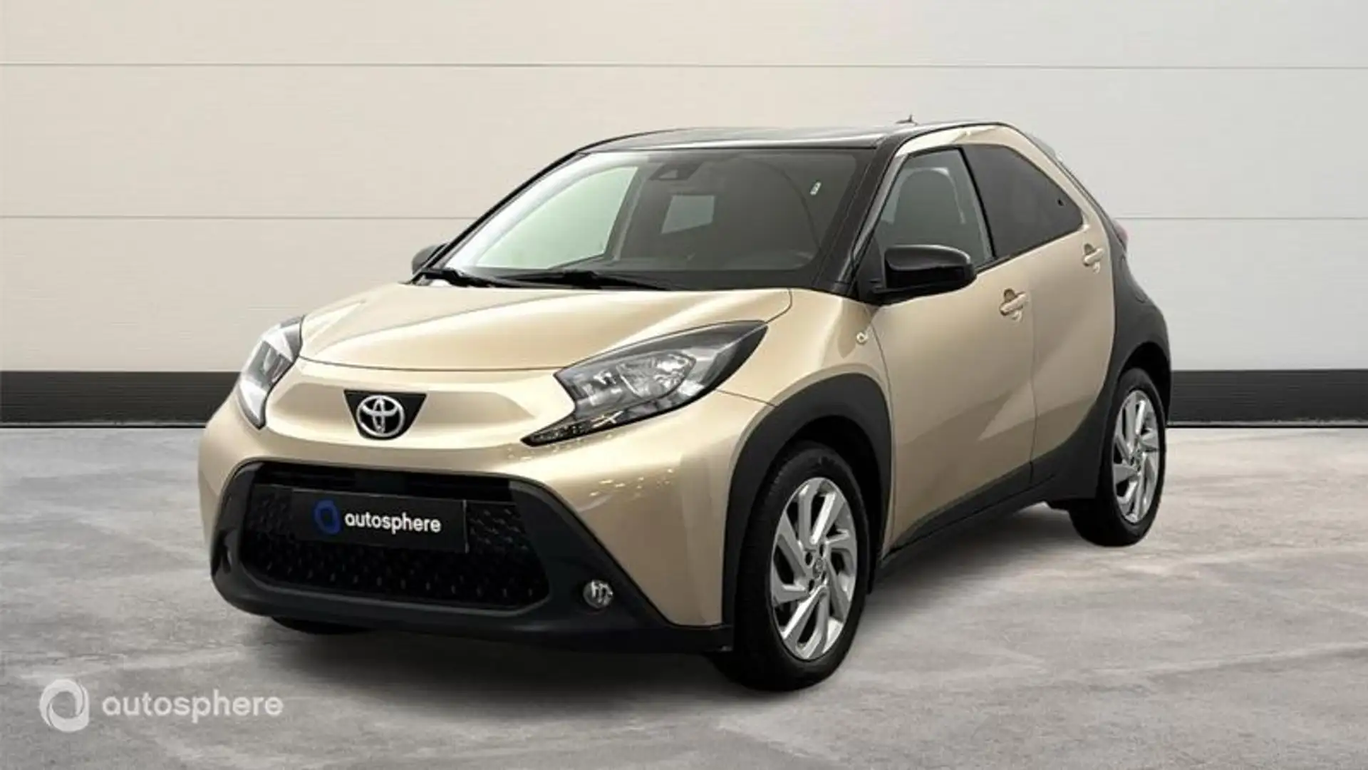 Toyota Aygo X 1.0 VVT-i 72ch Design - 1