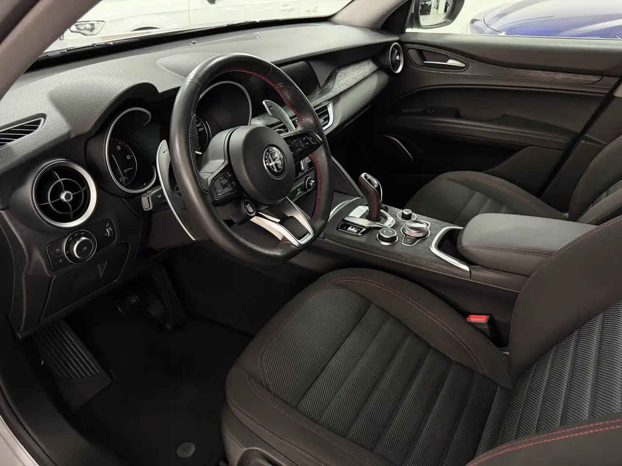 Alfa Romeo Stelvio 2021