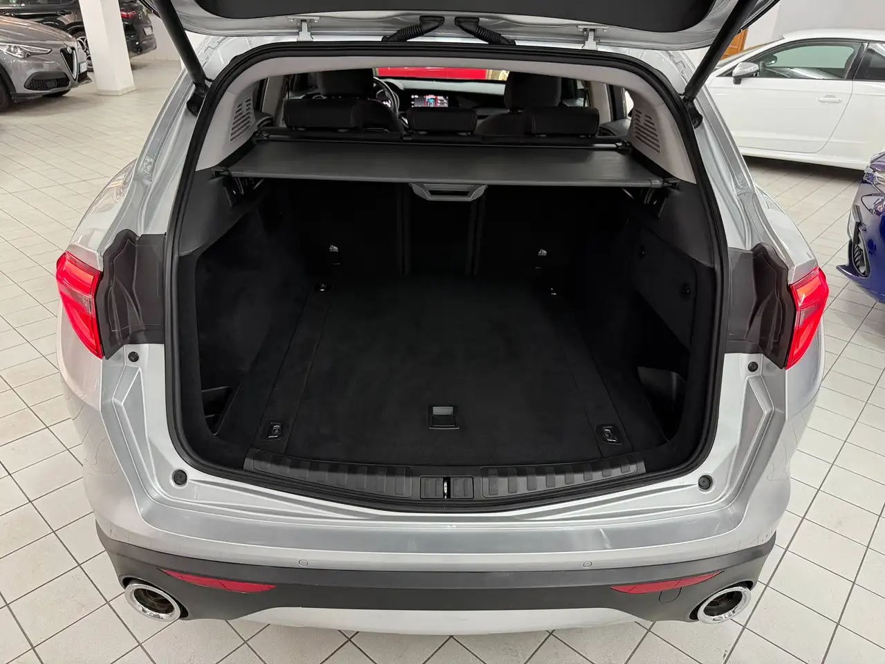 Alfa Romeo Stelvio 2021 — фото 9