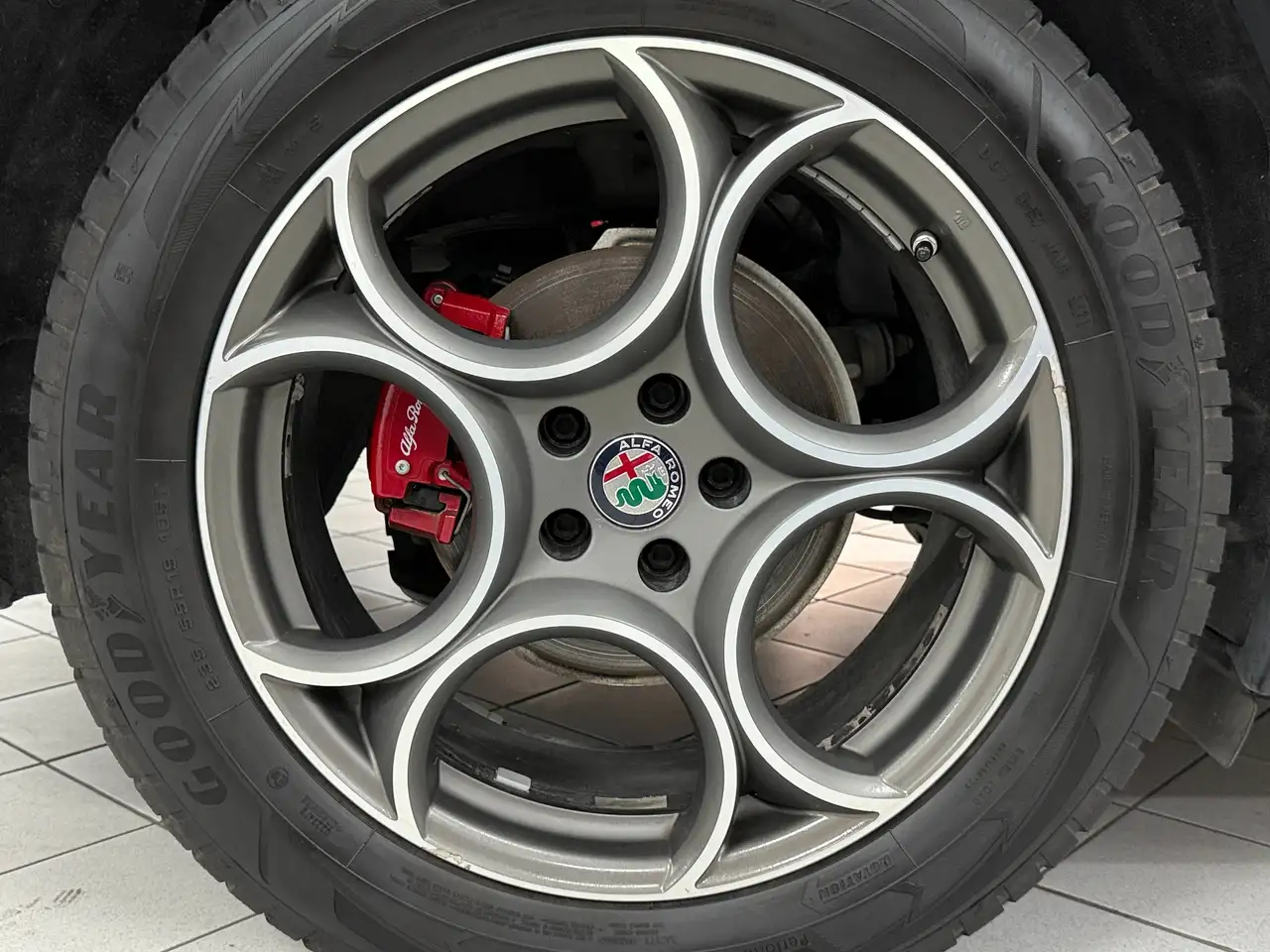 Alfa Romeo Stelvio 2021 — фото 17