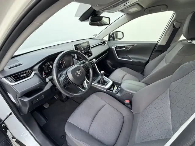 Toyota Rav4 view 15