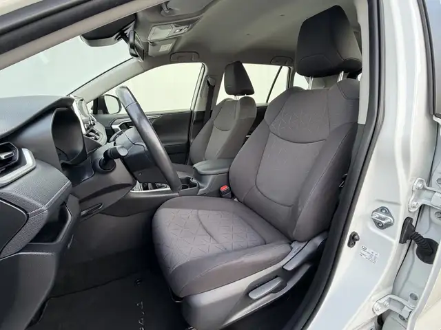 Toyota Rav4 view 16