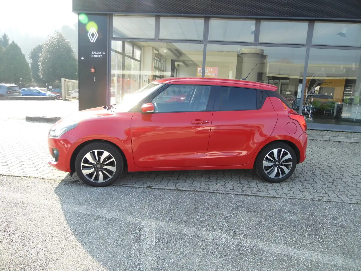 Suzuki Swift Swift 1.2h Top 2wd my19 Червоний - 2