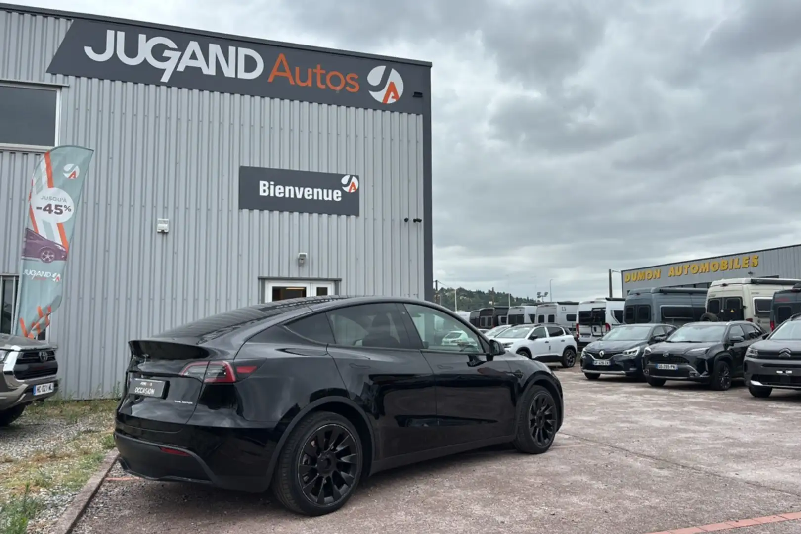 Tesla Model Y AWD LONG RANGE DUAL MOTOR Noir - 2