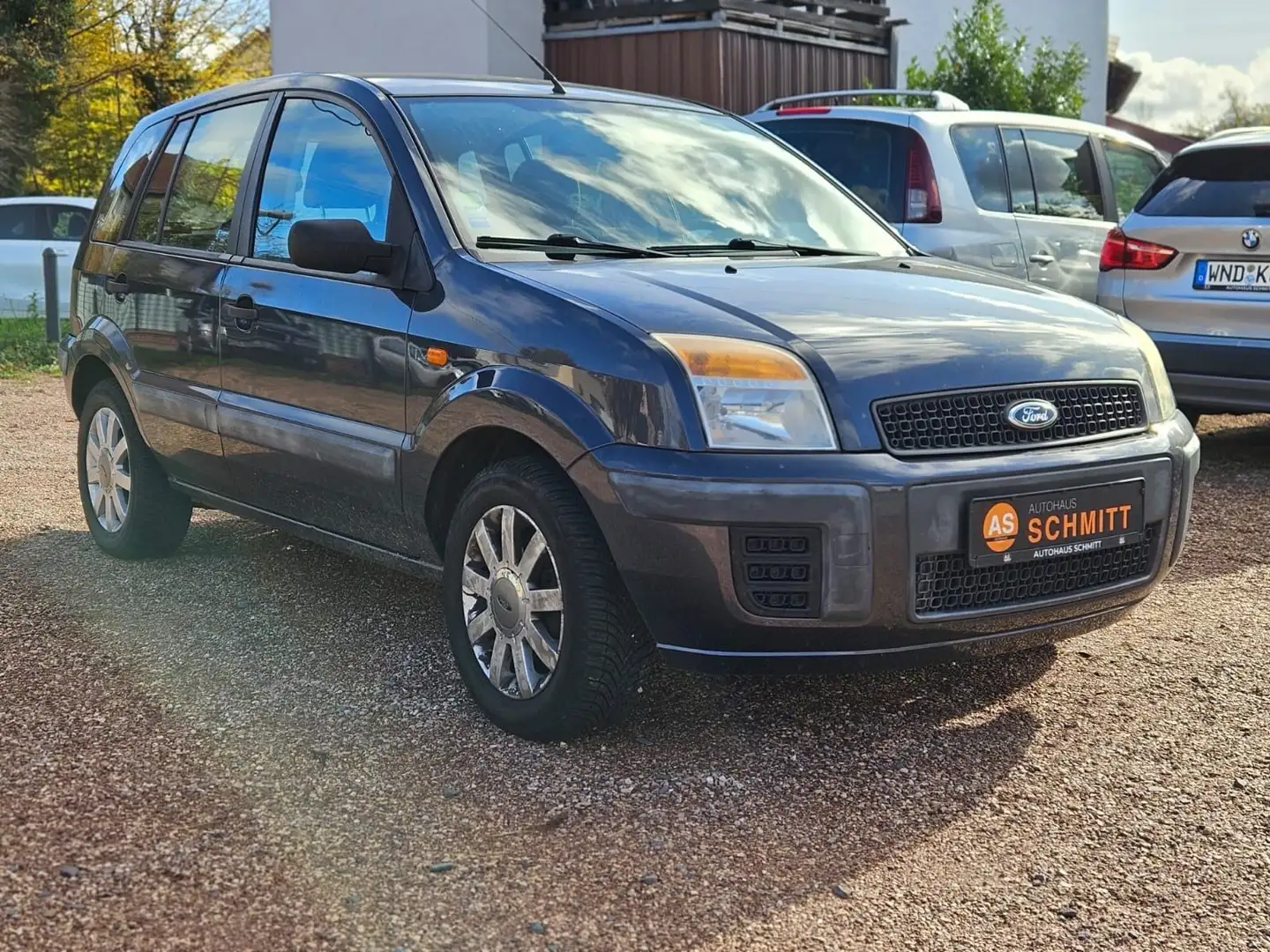 Ford Fusion Ambiente Automatik TÜV 11/2027+Klimaanlag Grau - 1