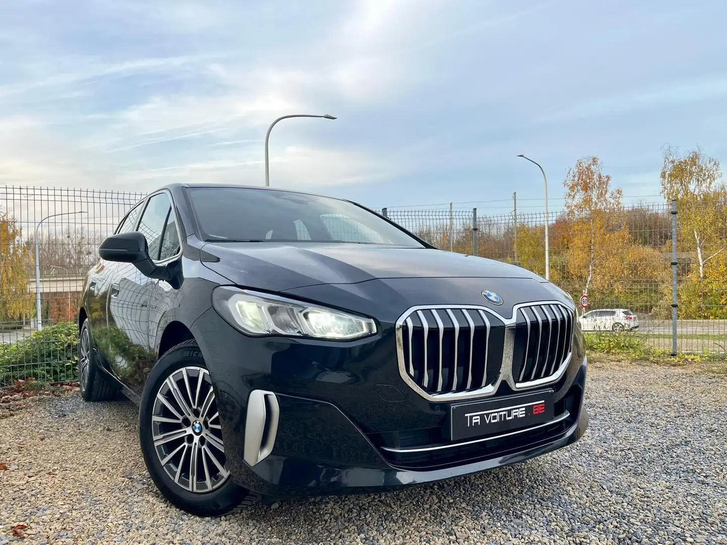 BMW 218 Active Tourer 218iA LED/CUIR/NAVI/CARPLAY/CAMERA Noir - 1