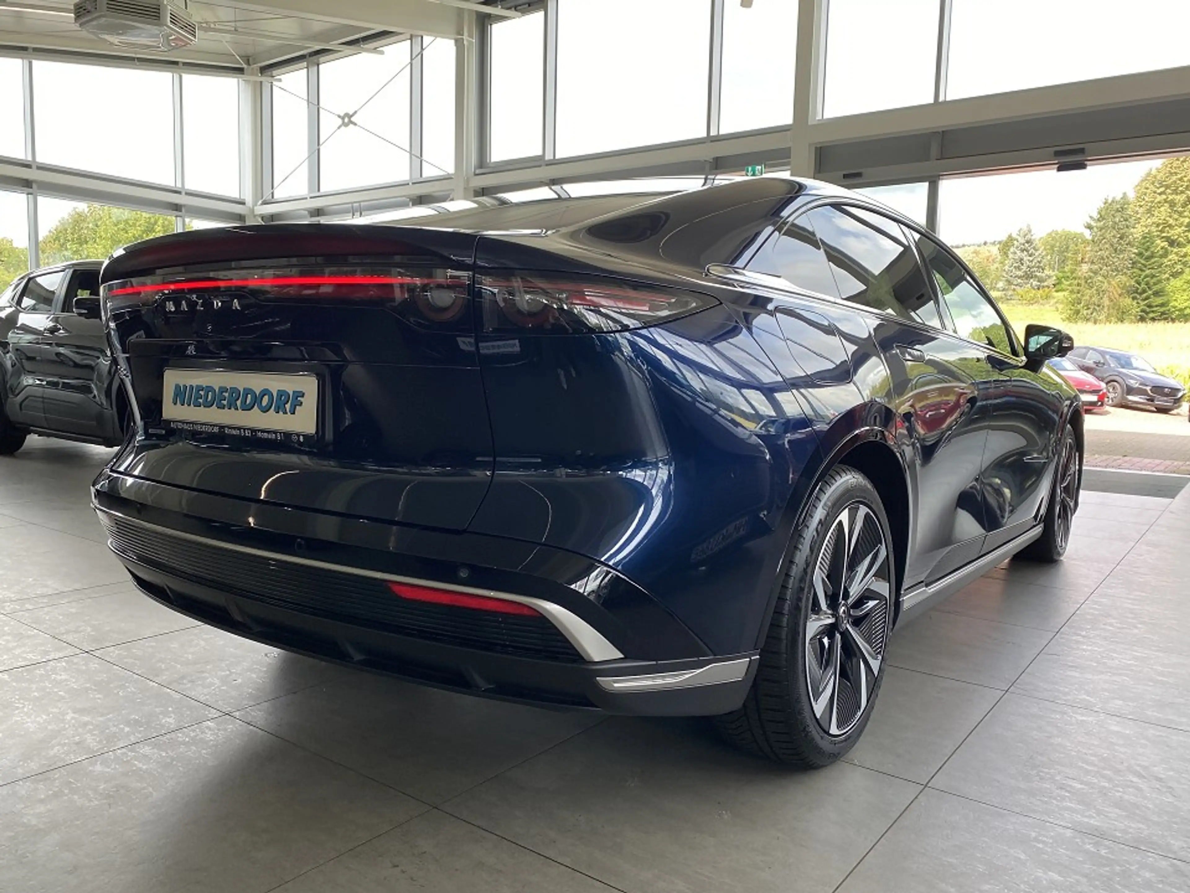 Mazda 6e EV Takumi Plus Garantie 12.2031 Klima, Navi, 360°, — photo 2