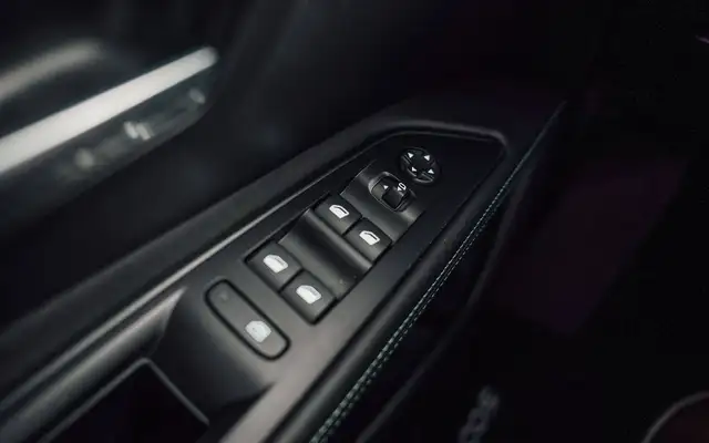 Peugeot 5008 view 24