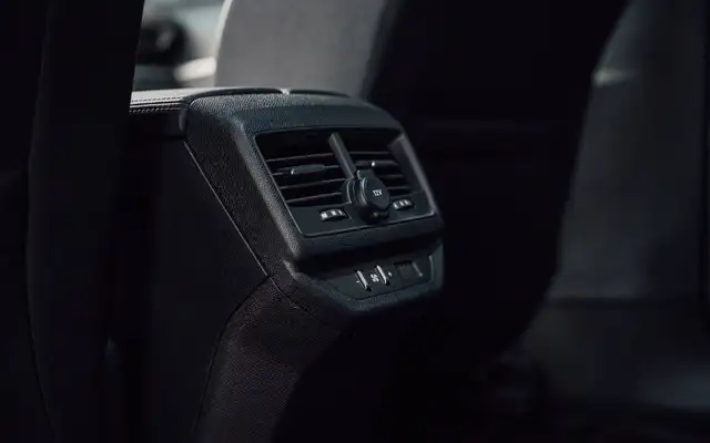 Peugeot 5008 view 8
