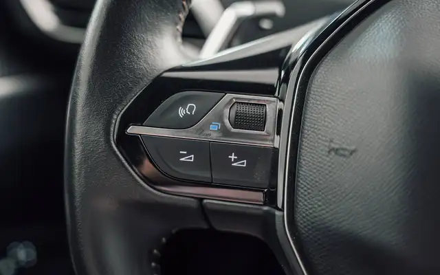 Peugeot 5008 view 13