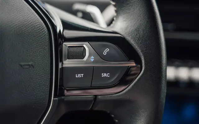 Peugeot 5008 view 14