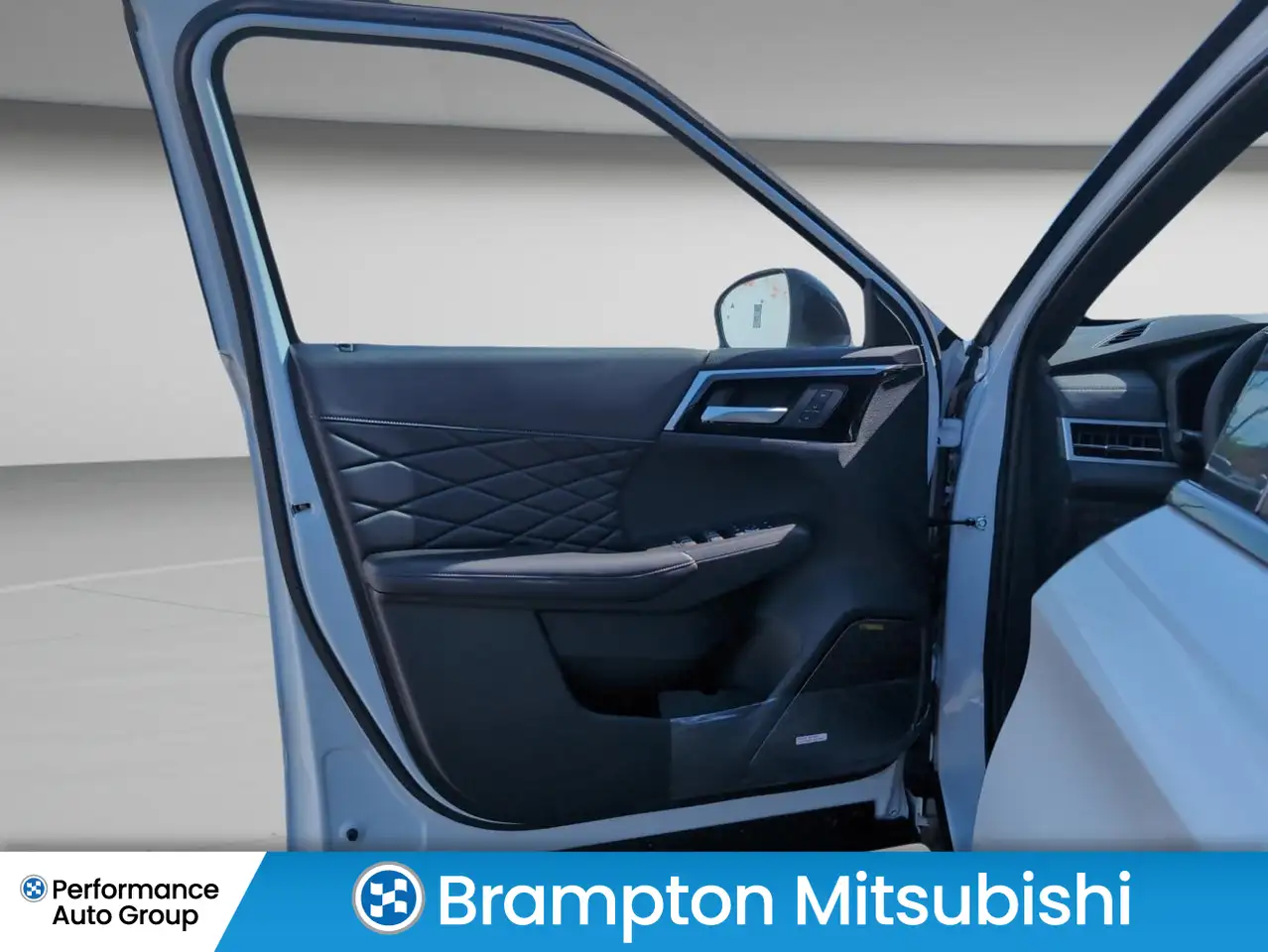 Mitsubishi Outlander снимка Mitsubishi Outlander