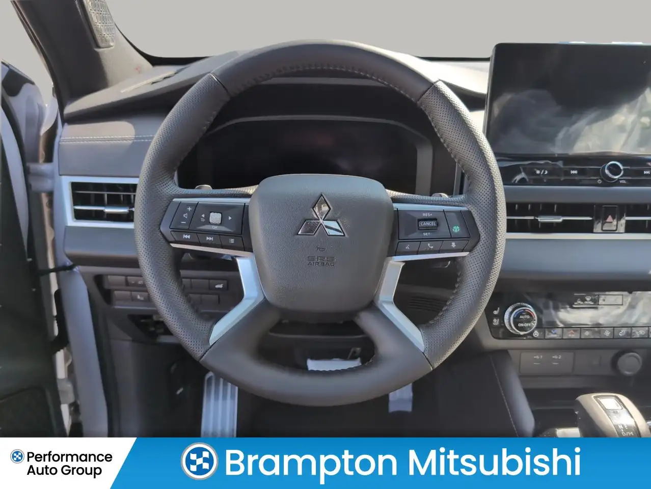 Mitsubishi Outlander снимка Mitsubishi Outlander