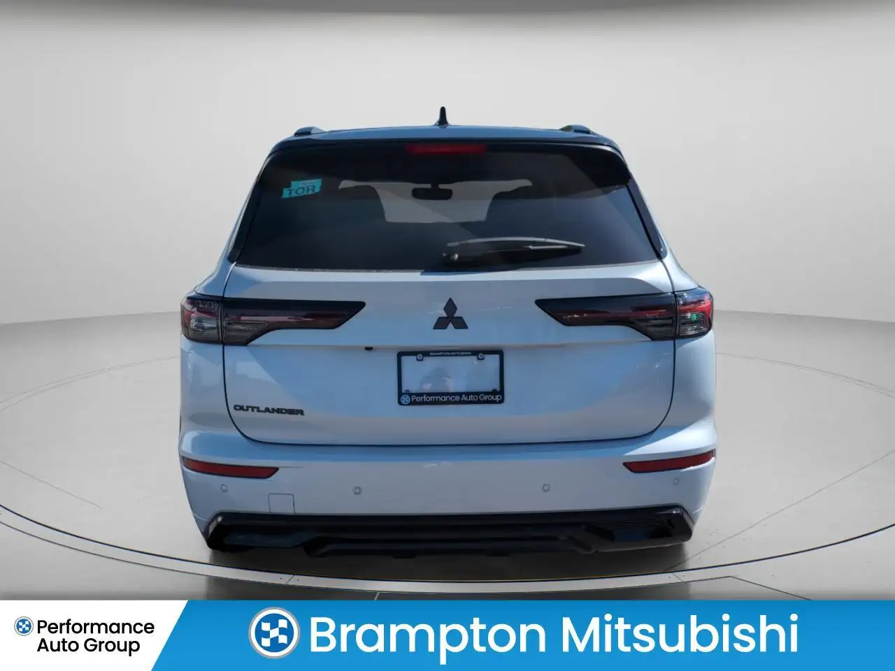 Mitsubishi Outlander снимка Mitsubishi Outlander