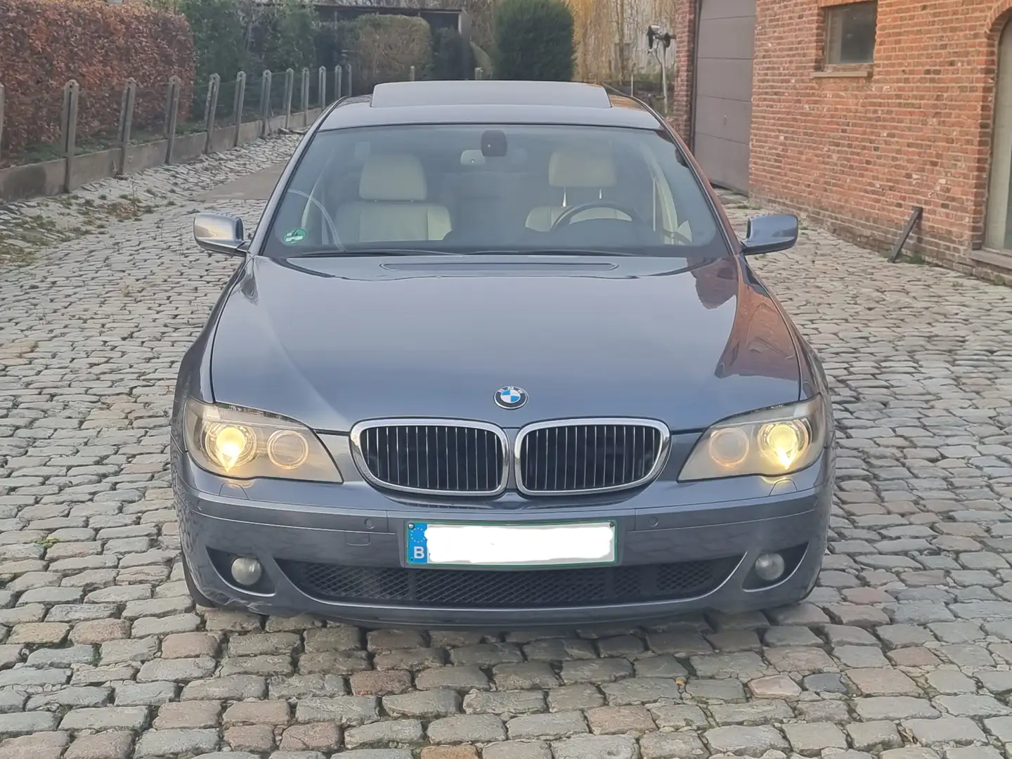 BMW 730 Exclusive Individual - 2