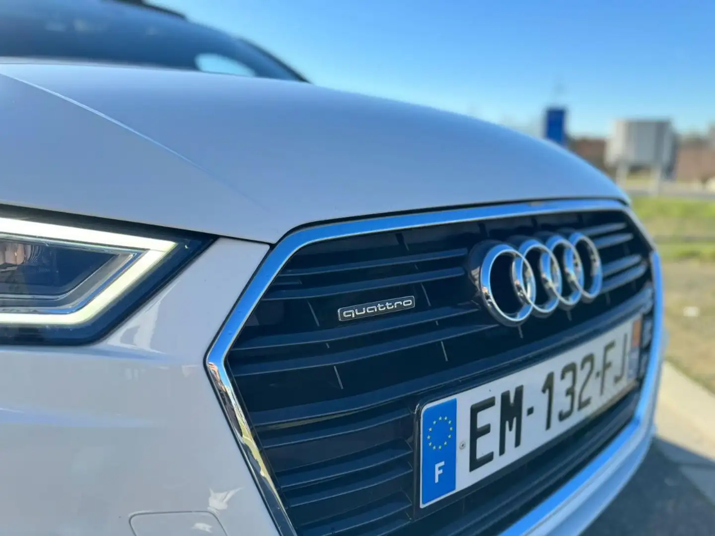 Audi A3 Sportback 2.0 TDI TURBO QUATTRO 184H Sline 6 Blanc - 2