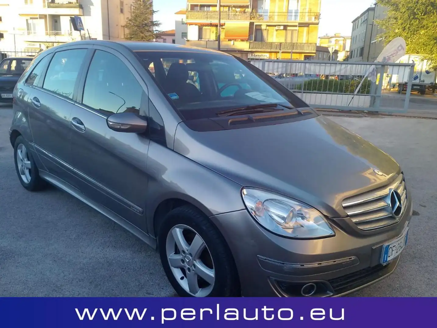 Mercedes-Benz B 180 CDI Sport Grigio - 2