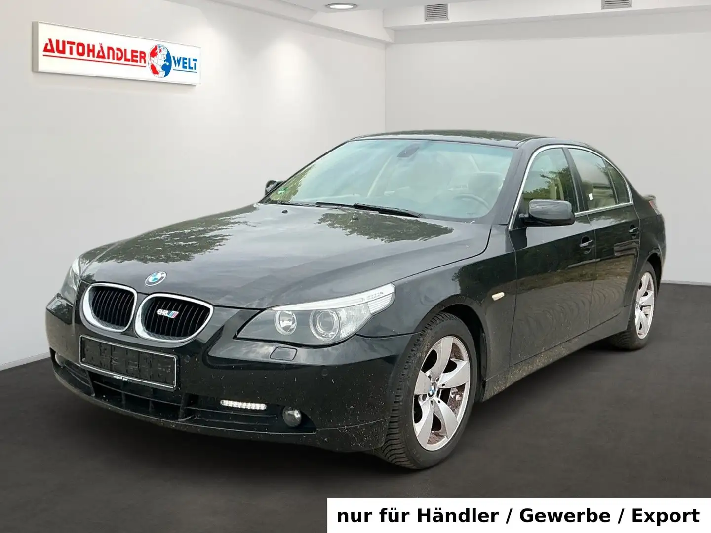 BMW 520 520i Lim. Xenon Klimaauto. PDC Tempo Freisprech Schwarz - 1