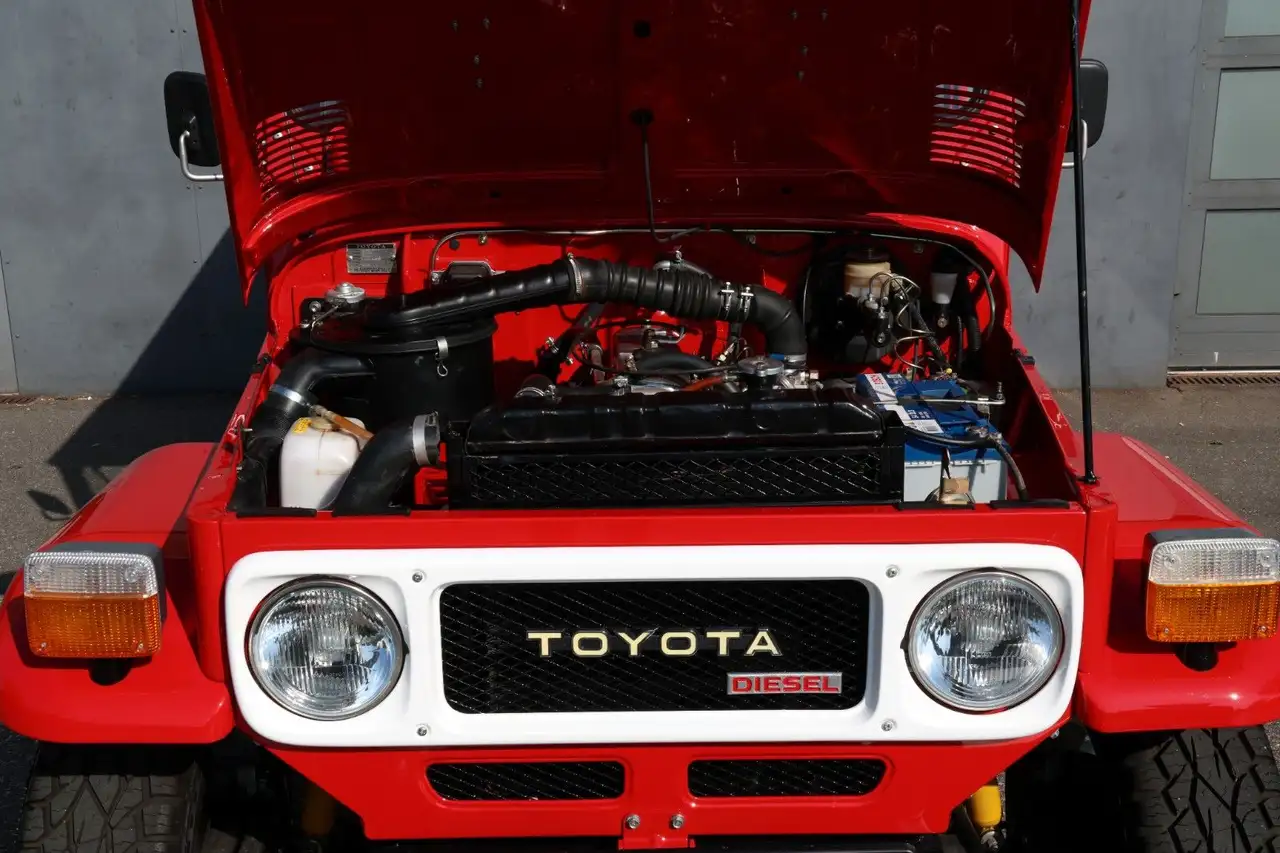 Toyota Land Cruiser BJ 40 kompl. restauriert, H-Kennz., foto 4