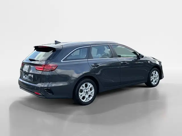 Kia Ceed view 5