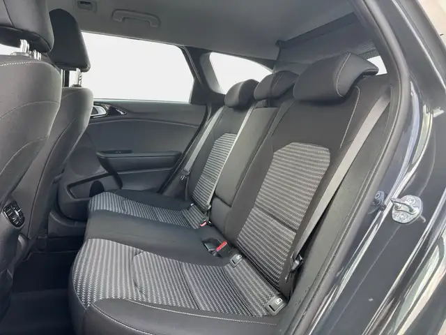 Kia Ceed view 10