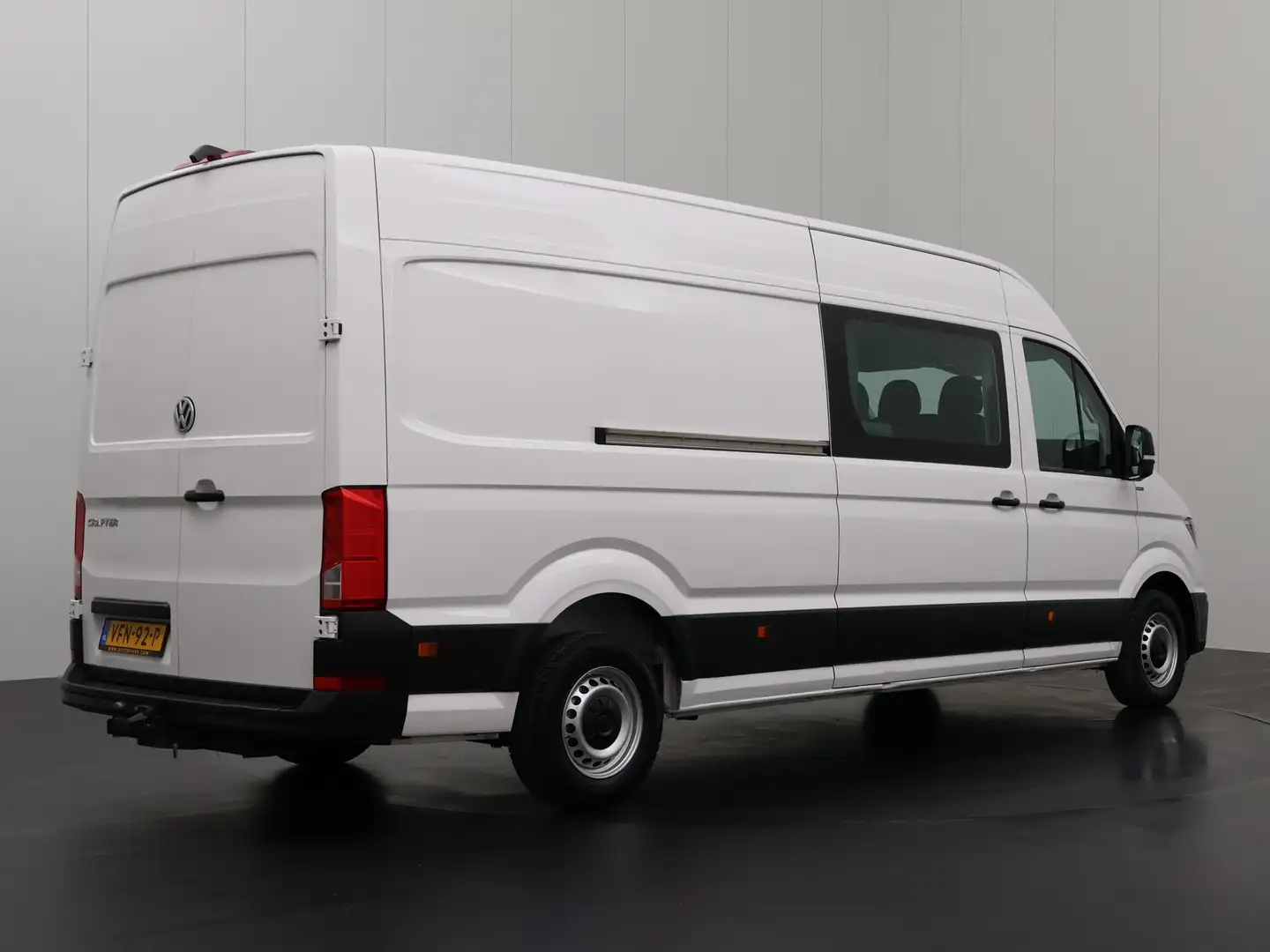 Volkswagen Crafter 2.0TDI 140PK L4H3 Dubbele Cabine | 6-Persoons | Na Blanc - 2