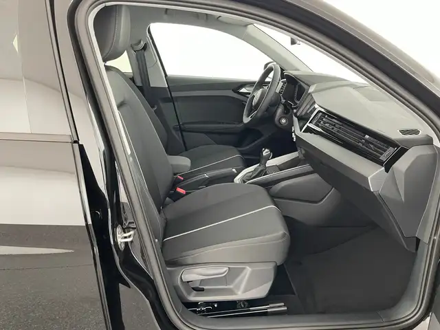 Audi A1 view 10