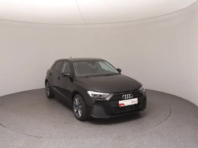 Audi A1 view 2