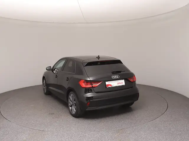 Audi A1 view 5