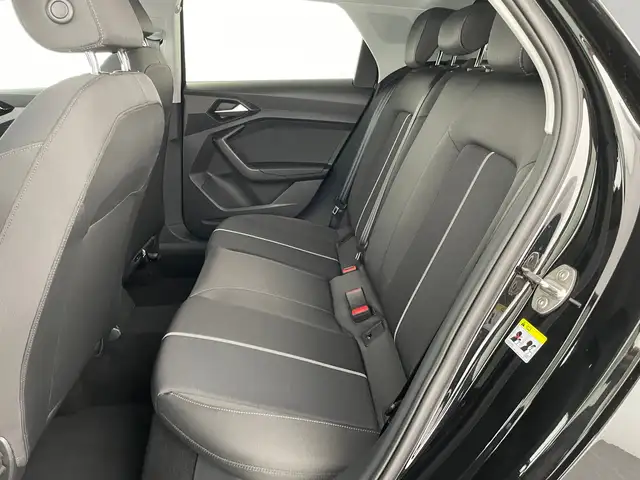 Audi A1 view 11