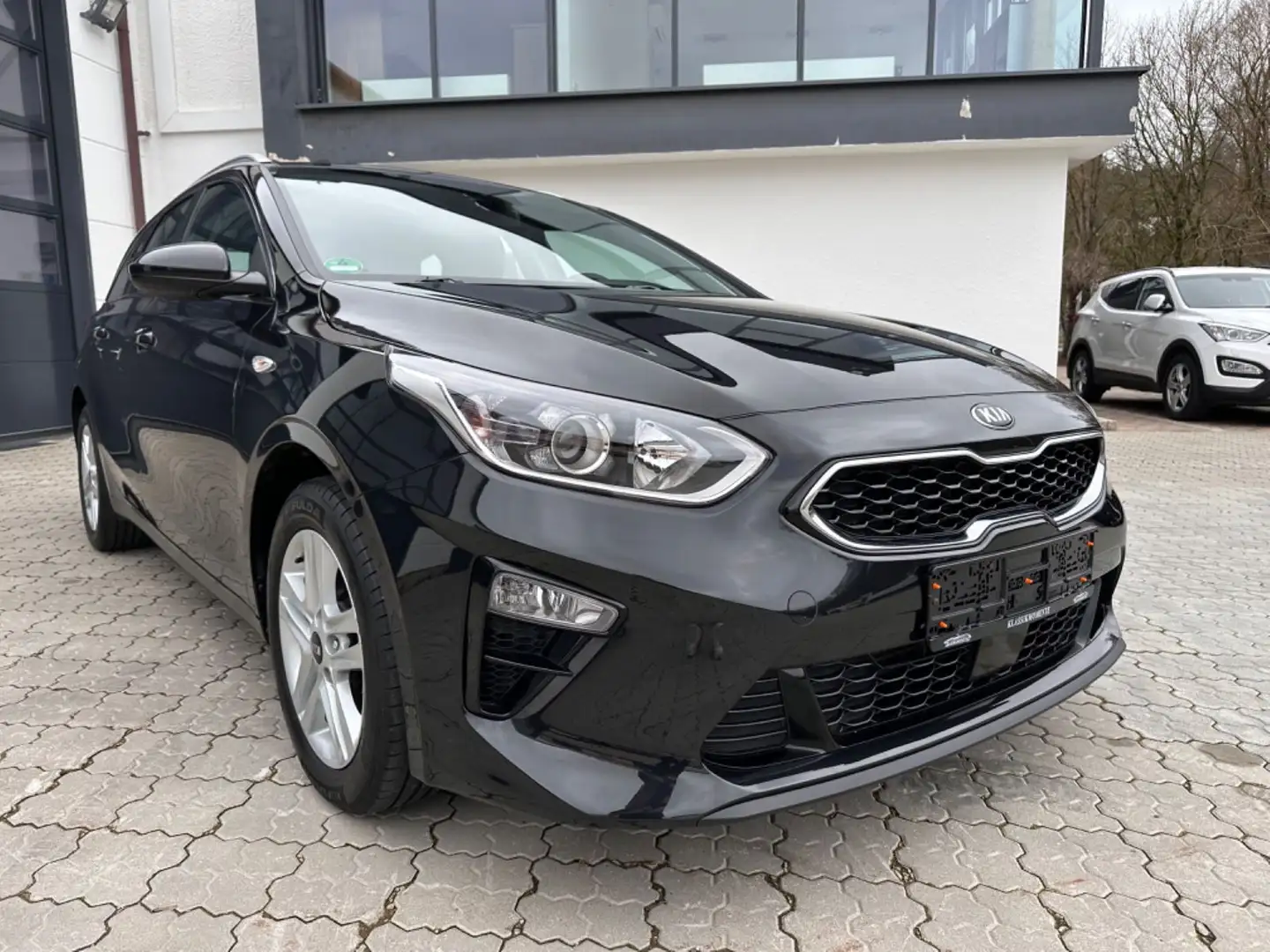 Kia Ceed SW / cee'd SW cee'd 1.6 CRDi Vision Sportswagon Garantie 02/27 Fekete - 1