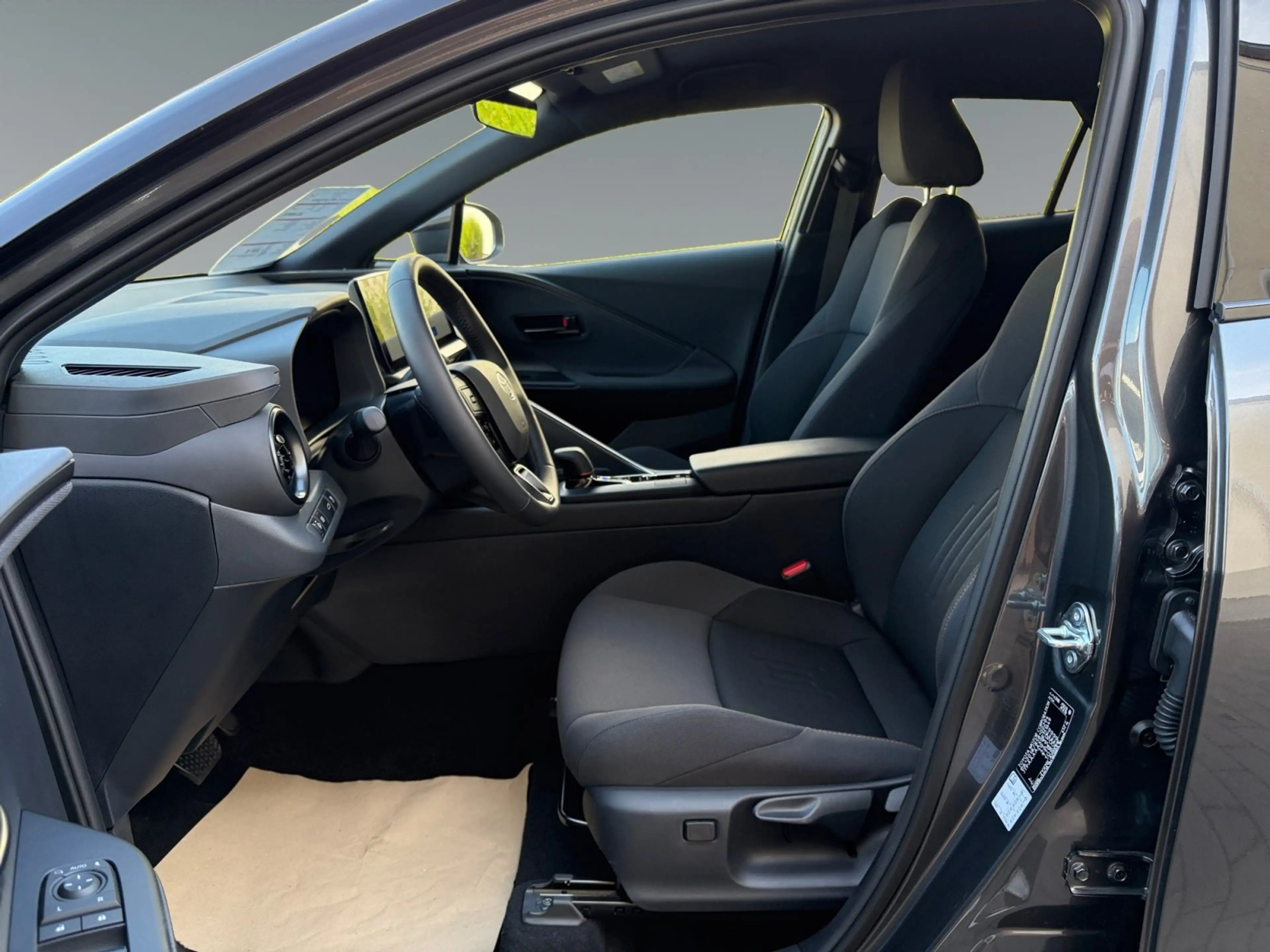 Toyota C-HR 1.8 Hybrid Teamplayer AUT*Navi — photo 10