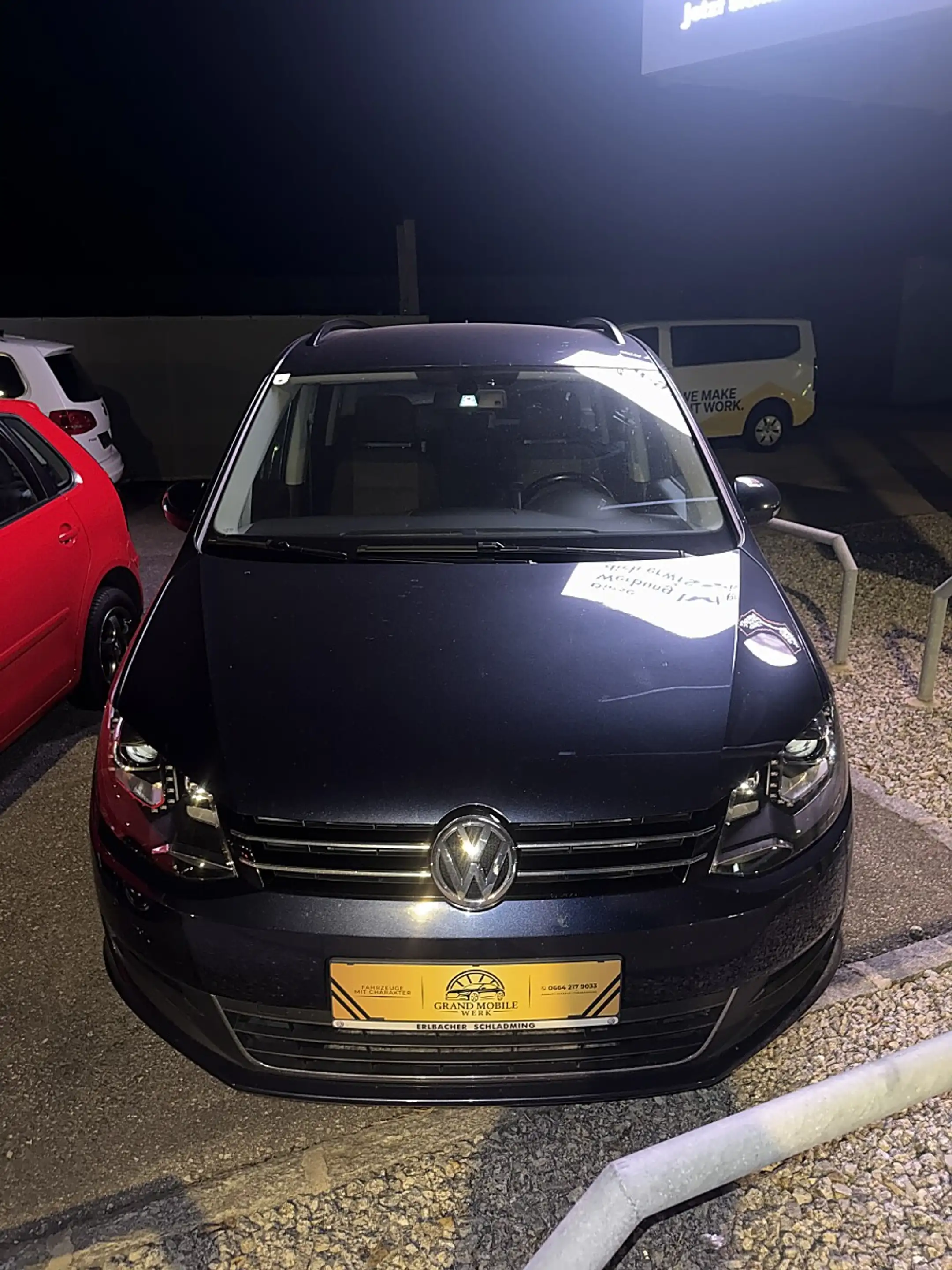 Volkswagen Sharan Karat BMT 2,0 TDI DPF 4Motion — photo 2