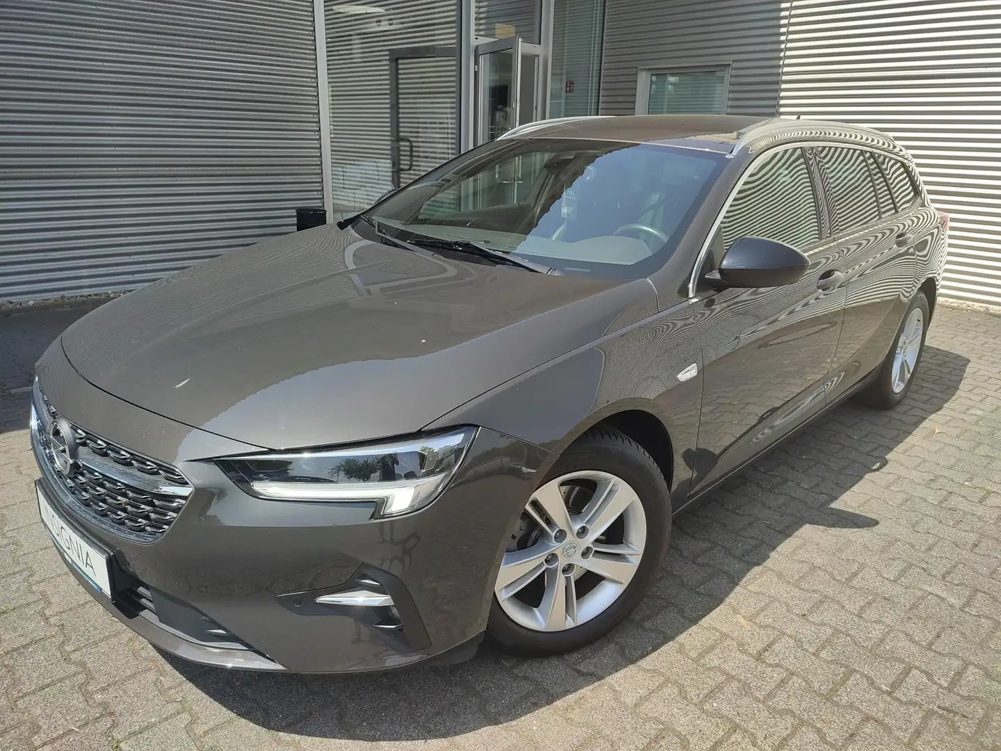 Opel Insignia ST Elegance 2.0 CDTI AT/Allw/LED/Navi Bruin - 2
