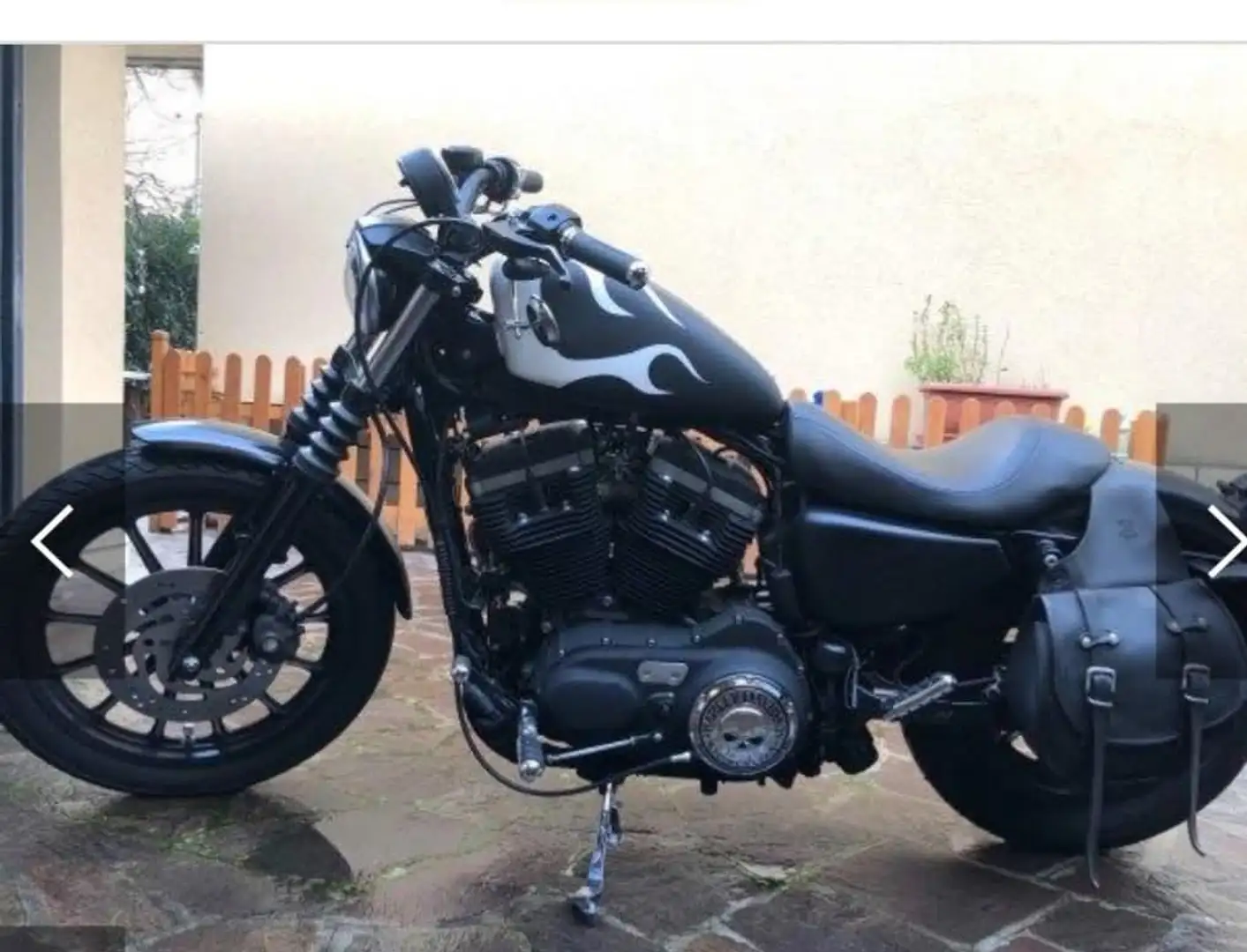 Harley-Davidson Iron 883 Negro - 1