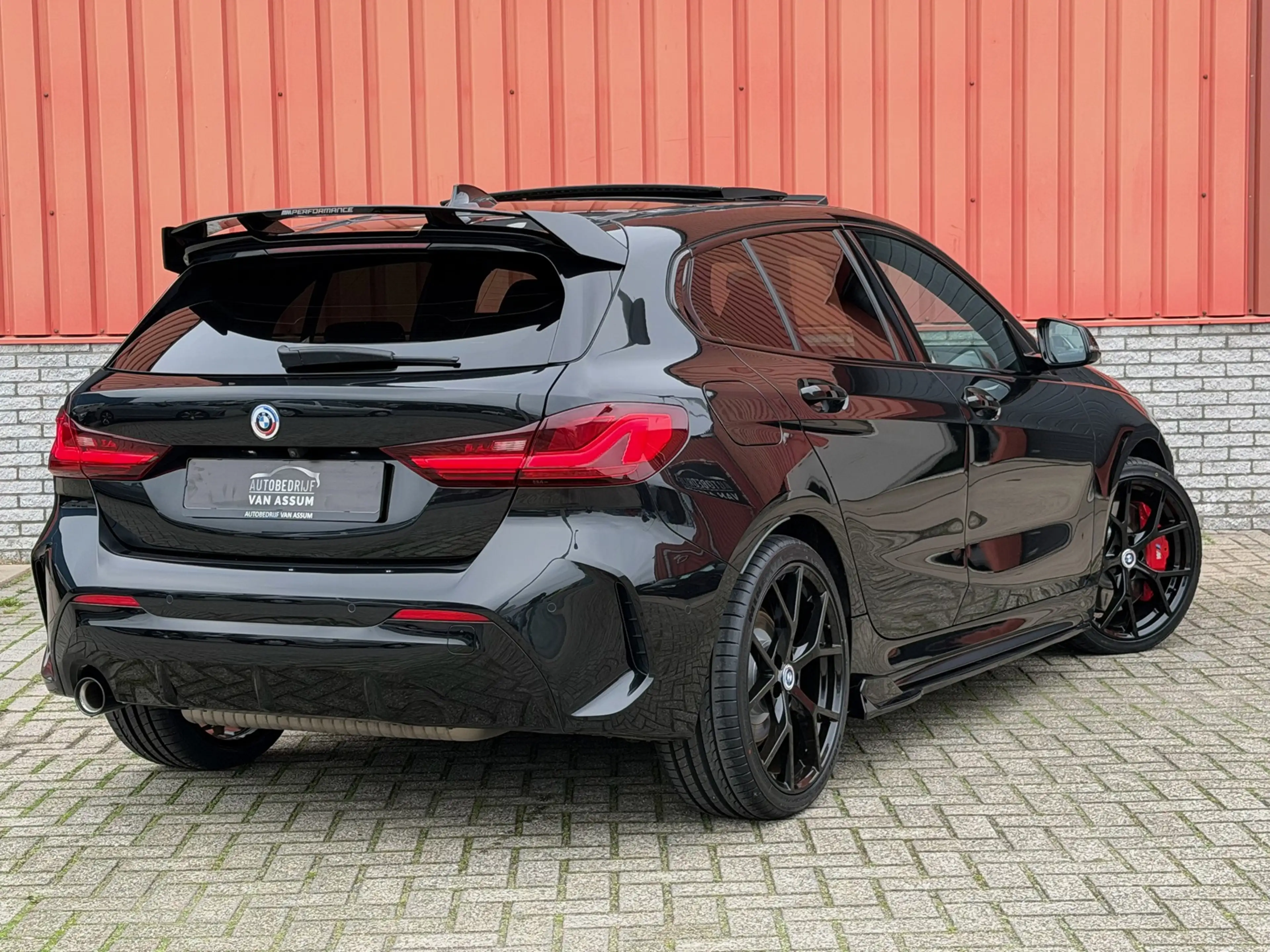 BMW 118 1-serie 118i Introduction Edition M-Sport Pano Cam — photo 3