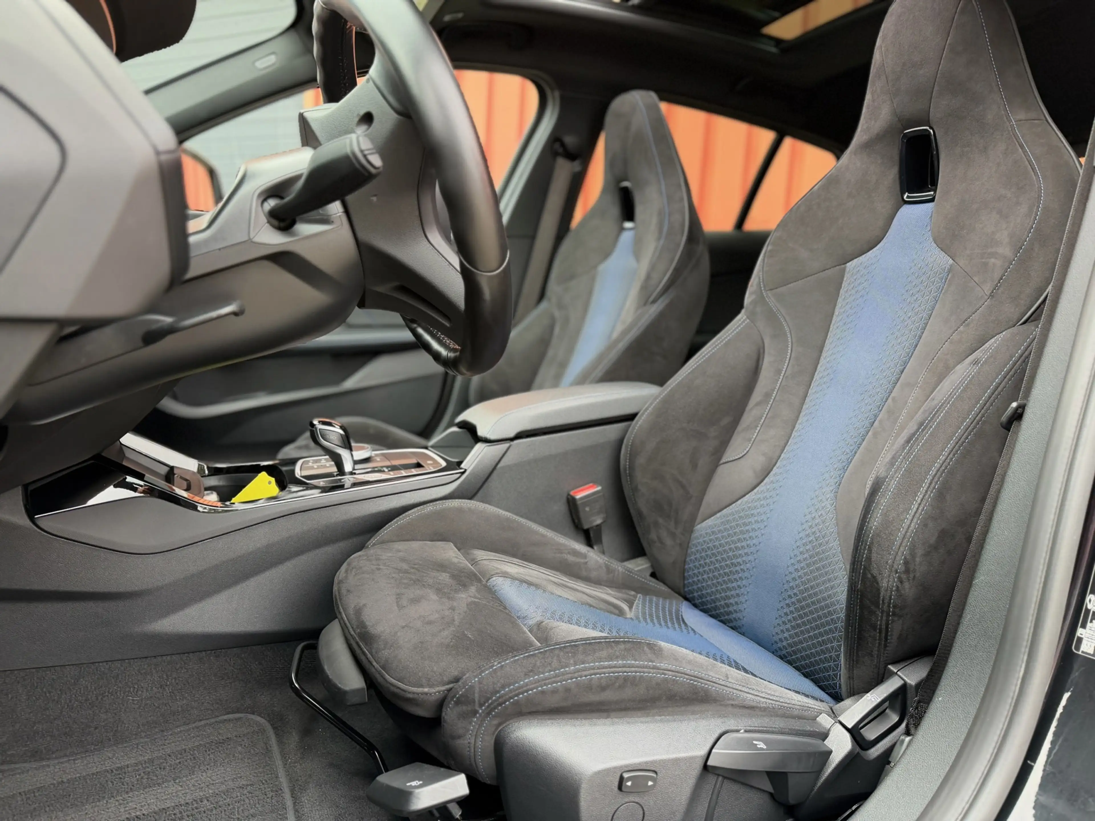 BMW 118 1-serie 118i Introduction Edition M-Sport Pano Cam — photo 6