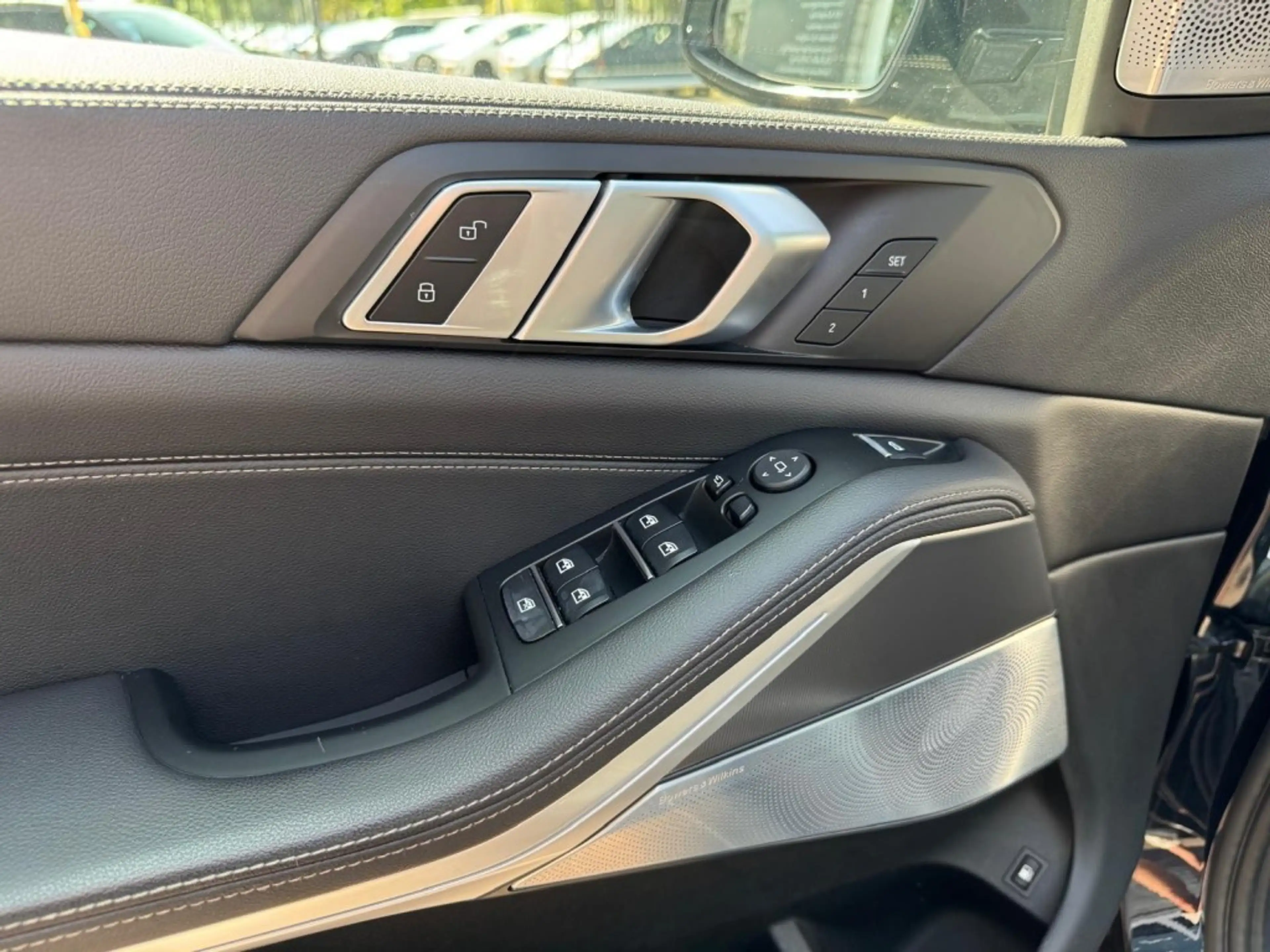 BMW X5 45E M-Sport Bowers & Wilkins Pano Softclose Laser — photo 37