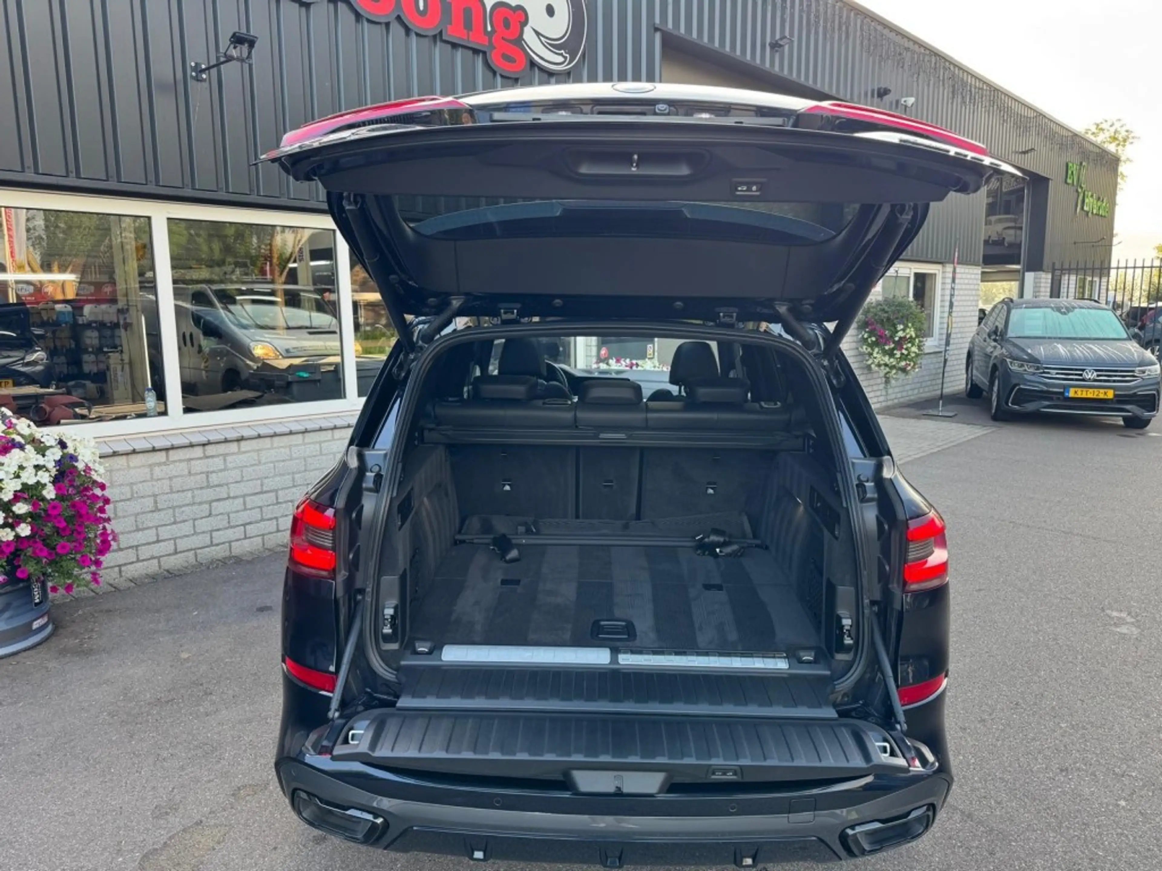 BMW X5 45E M-Sport Bowers & Wilkins Pano Softclose Laser — photo 26