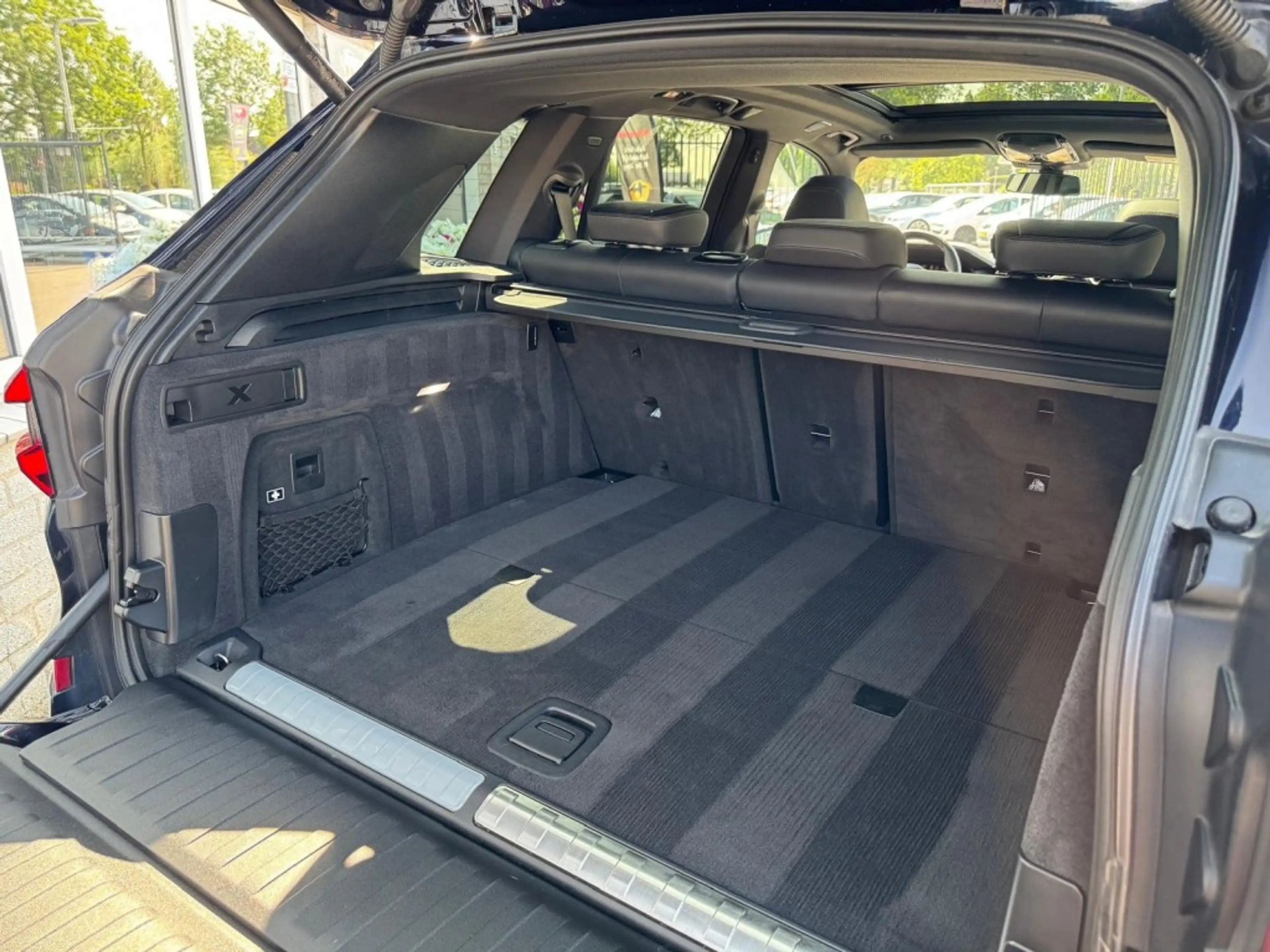 BMW X5 45E M-Sport Bowers & Wilkins Pano Softclose Laser — photo 33