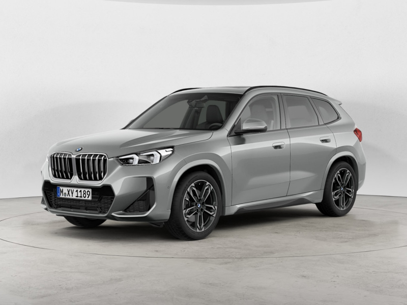 BMW X1 xDrive23i M-Sport PANO AHK LED AKTIVSITZE — photo 2
