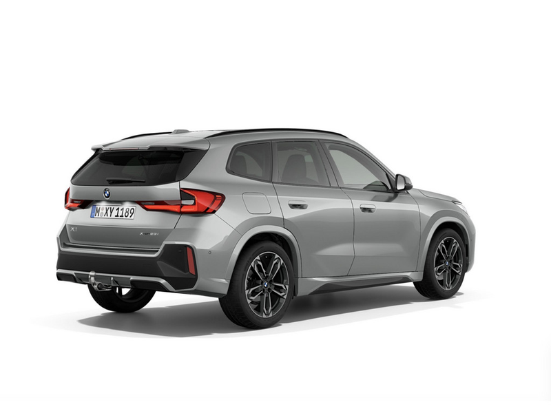 BMW X1 xDrive23i M-Sport PANO AHK LED AKTIVSITZE — photo 3