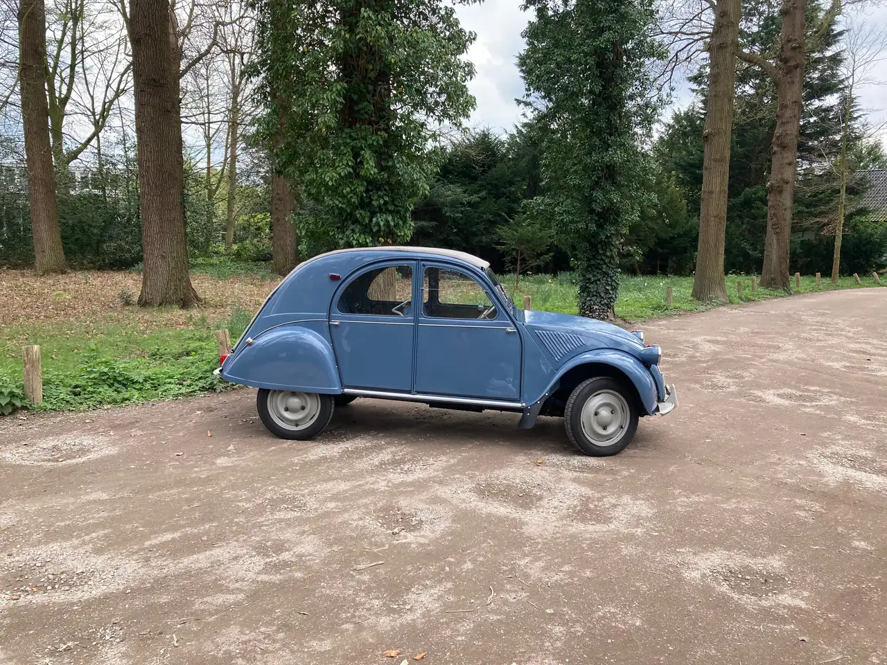 Citroen 2CV AZ, foto 8