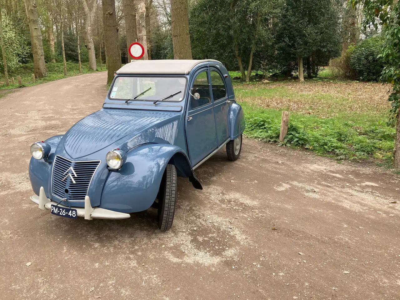 Citroen 2CV AZ, foto 2