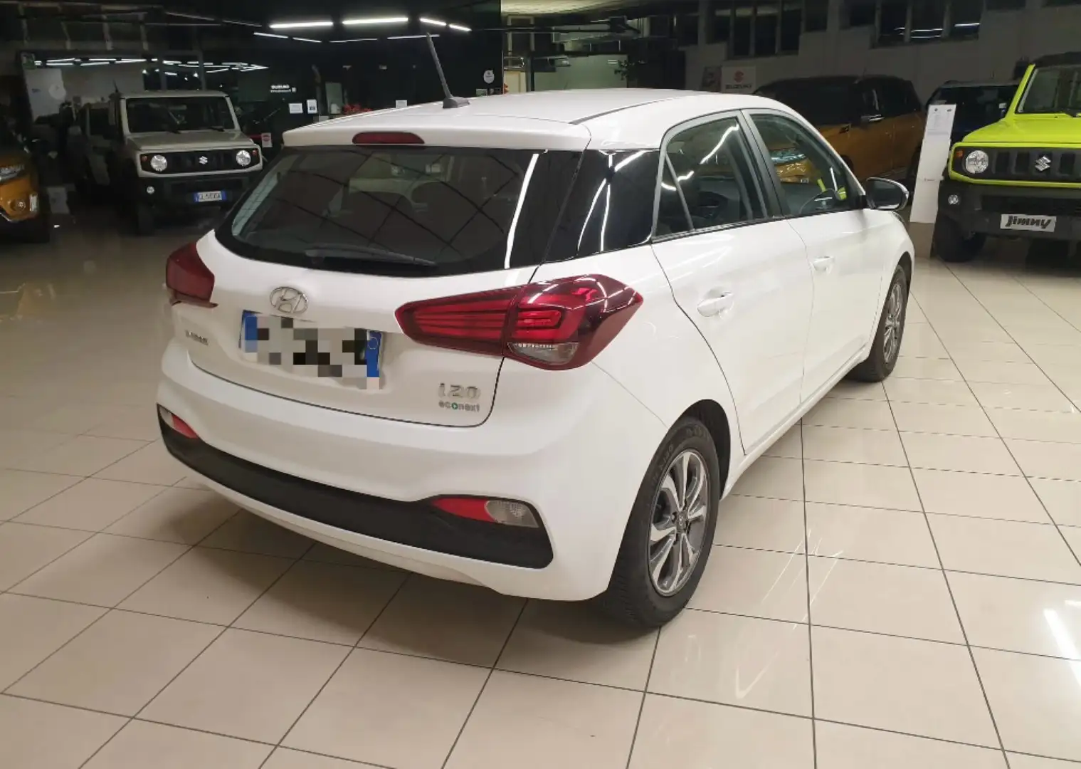 Hyundai i20 5p 1.2 mpi Tech Connect Pack econext Gpl 75cv Bianco - 2