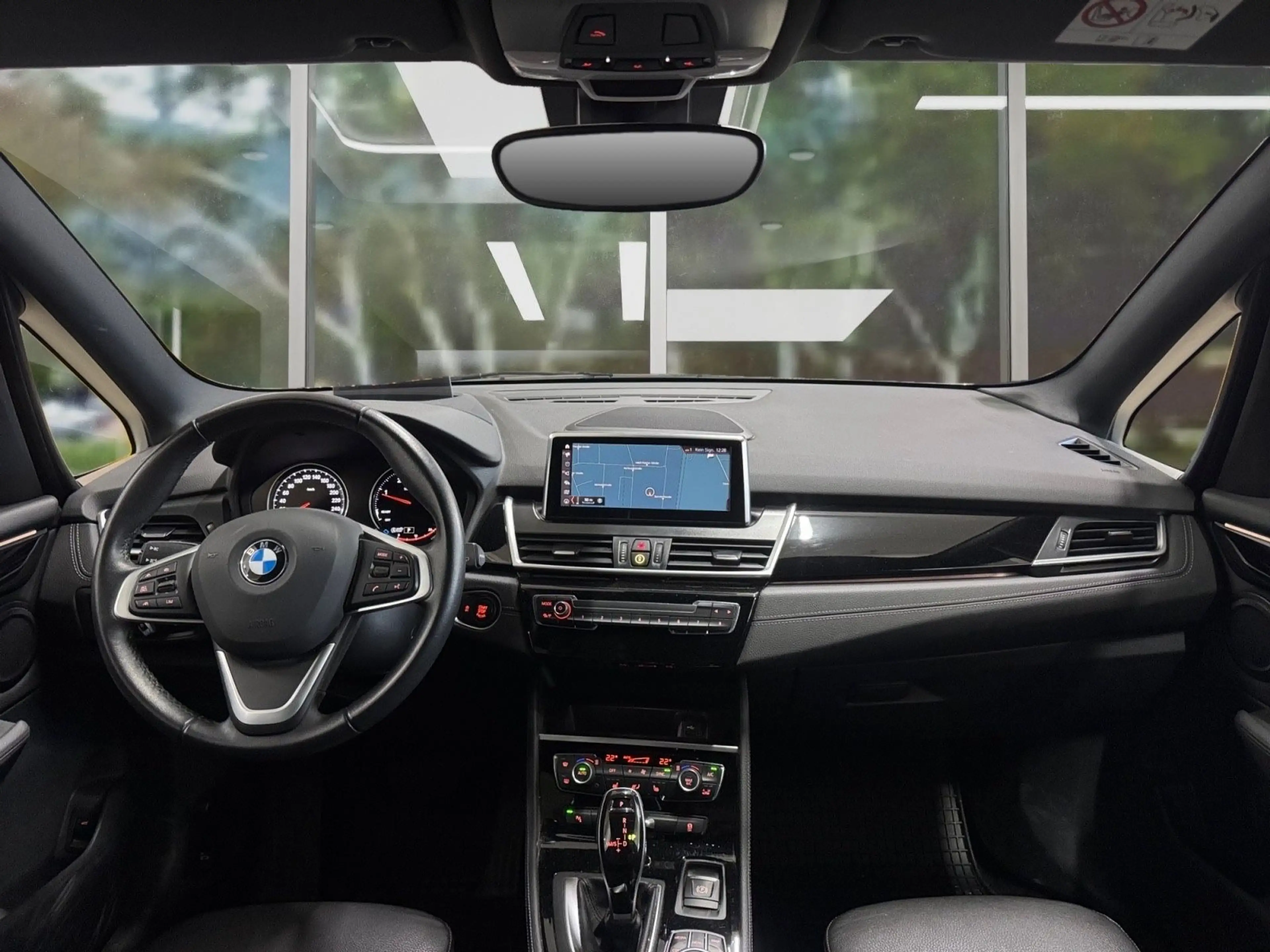 BMW 220 d Gran Tourer xDrive Sport Line, Rentner — photo 9