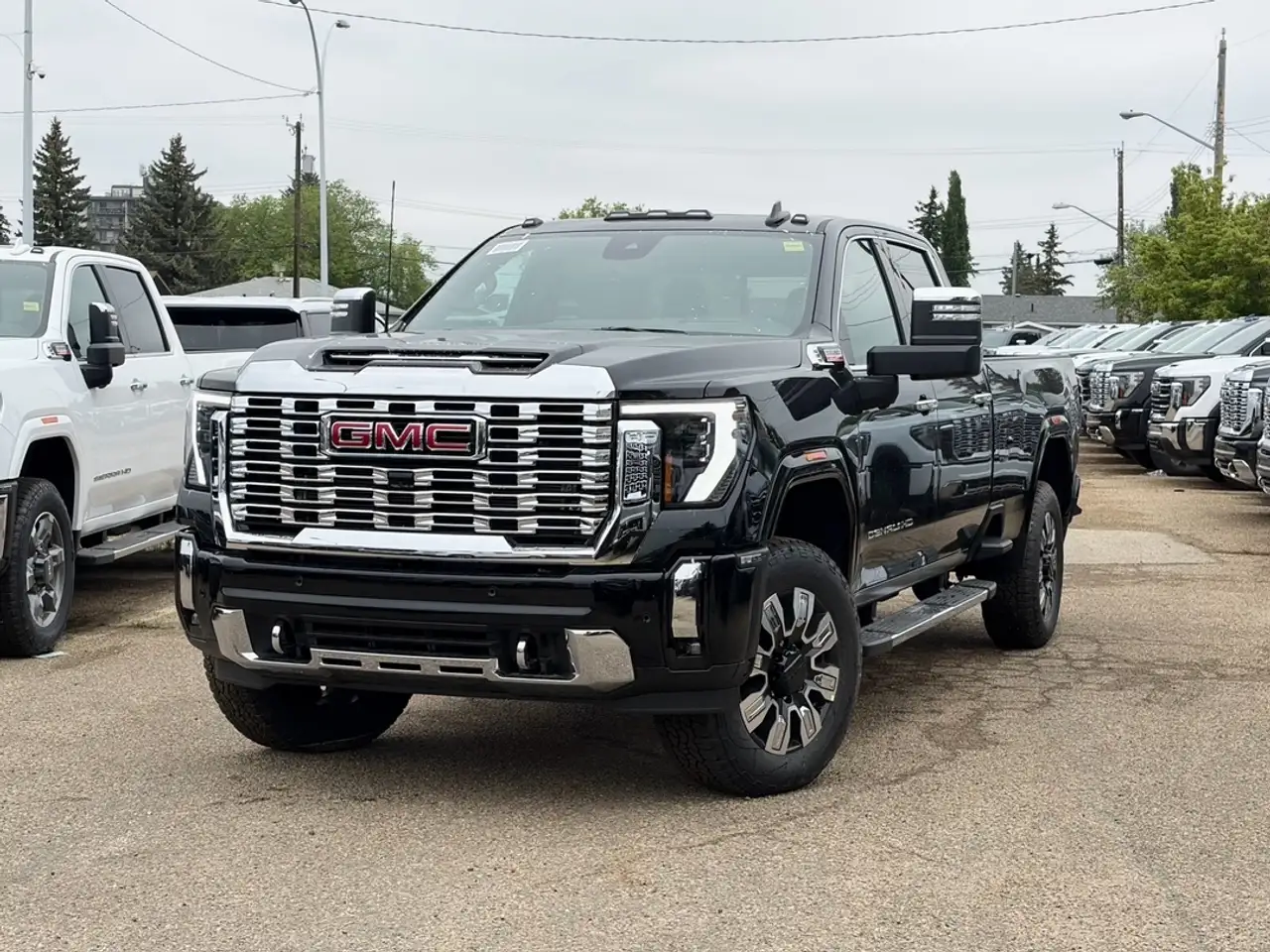 GMC Sierra 3500HD photo GMC Sierra 3500HD
