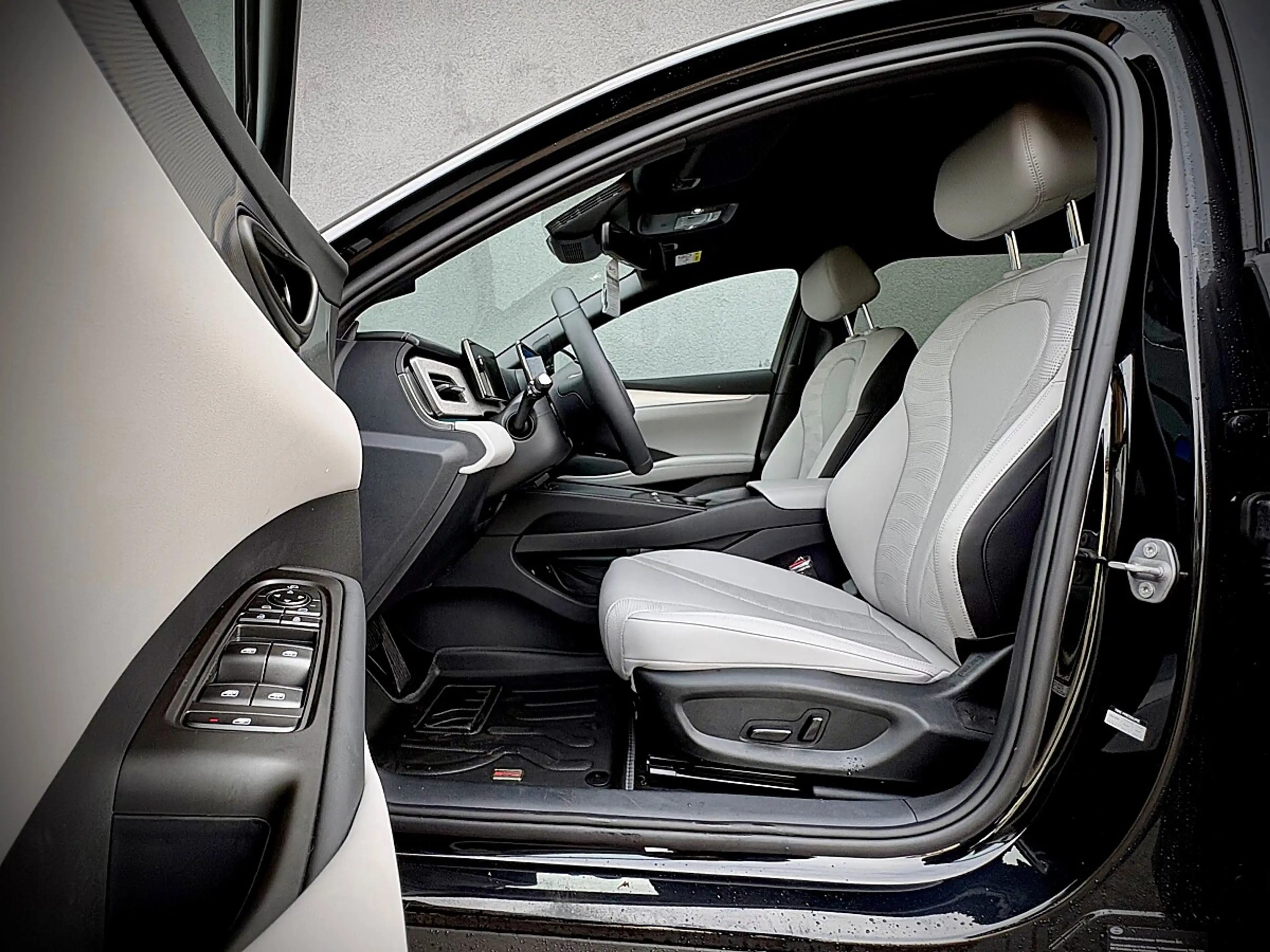 BYD Seal 6 DM-i Touring Comfort PHEV 19kWh 212PS LEASING A... — photo 8
